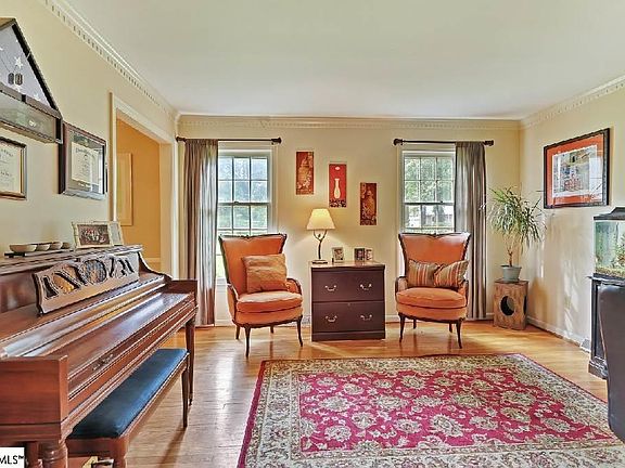5th image of 204 Mornington Ct #204