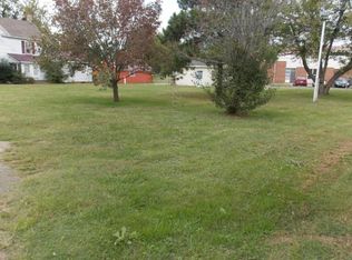 204 Dennis Ln, Crisfield, MD 21817