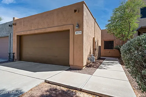 4171 N Fortune Loop Photo 1