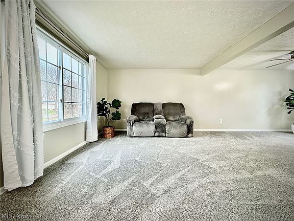 4th image of 3040 Wexford Blvd