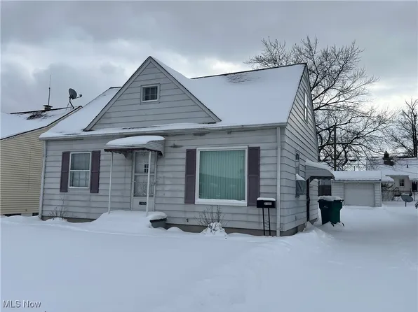 21600 Franklin Rd, Maple Heights, OH 44137