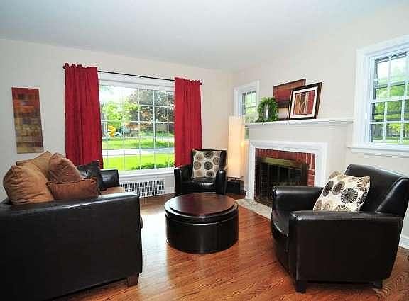 2nd image of 4578 N 106th St