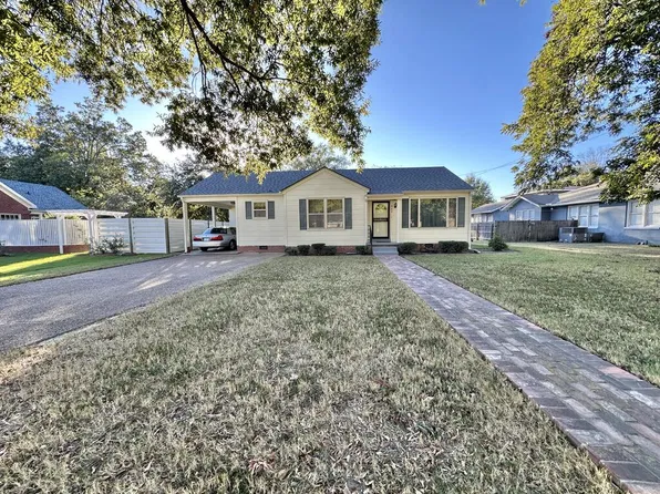 902 S 5th Ave, Cleveland, MS 38732