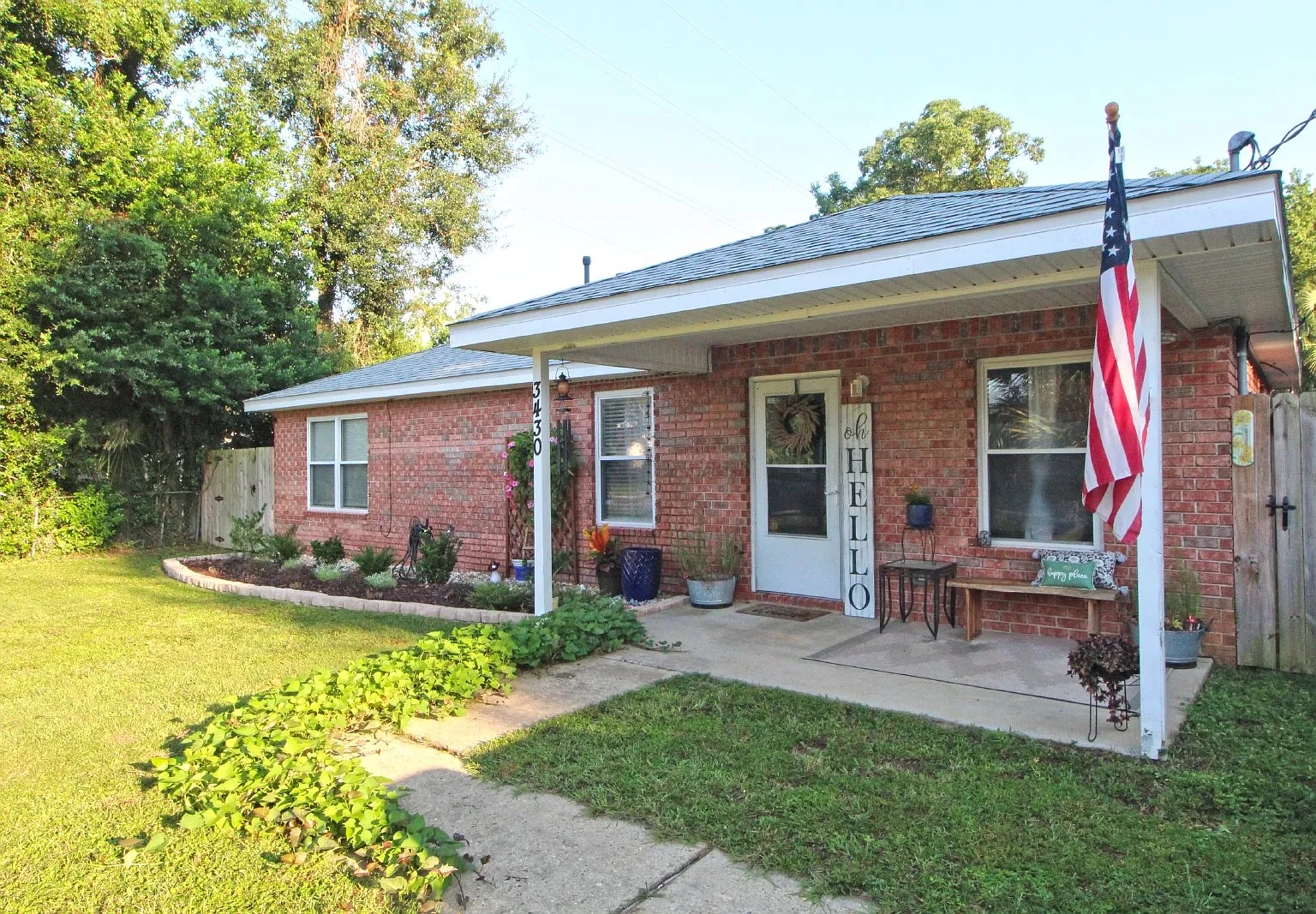 2 bed, 2.0 bath, 1075 sqft, $1,450 — Photo 2