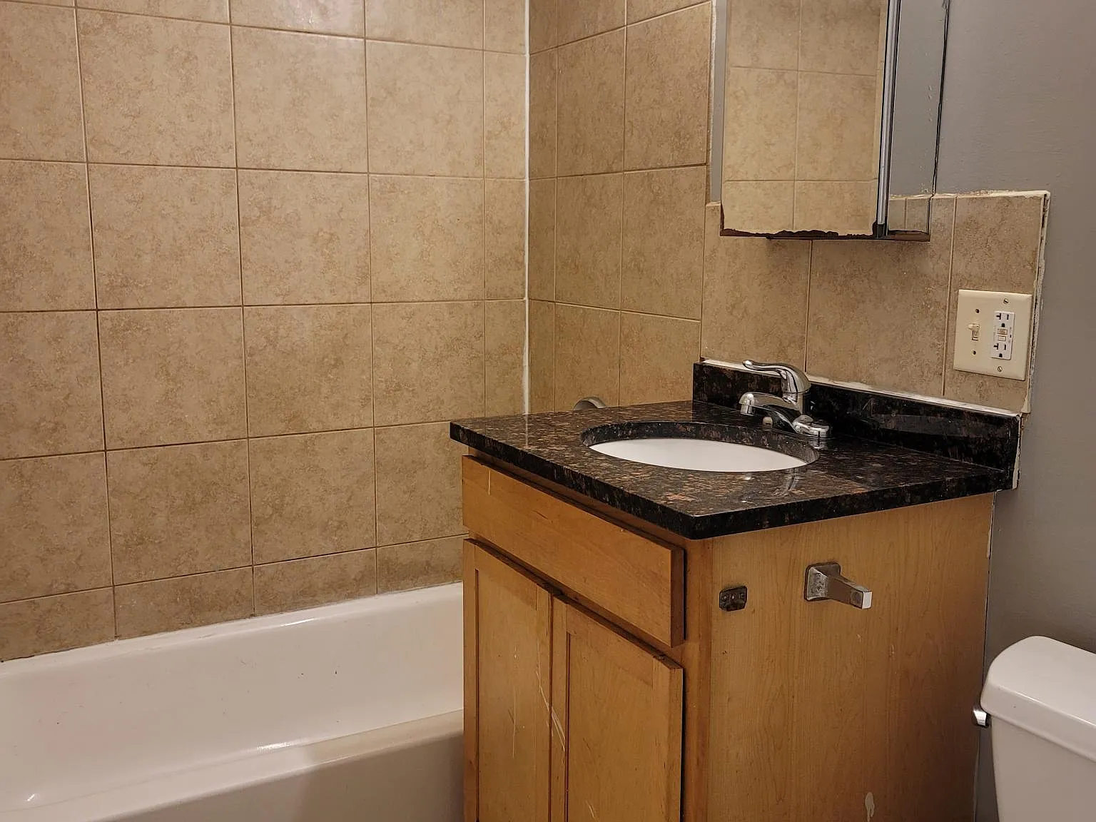 6436 Langley Avenue — Photo 3