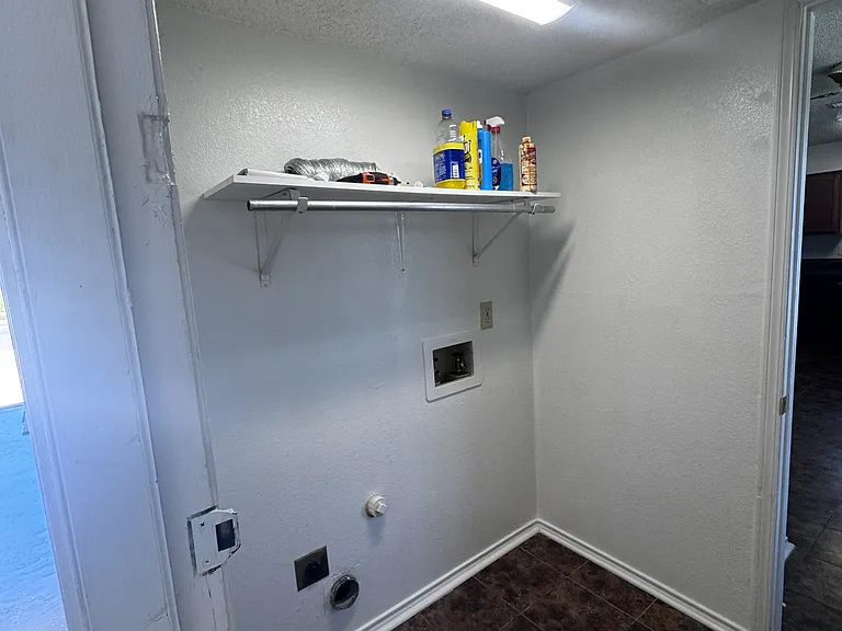 1613 Bobby Lee Dr — Photo 52