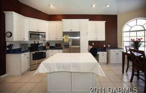 4th image of 2 Twisted Oak Pl