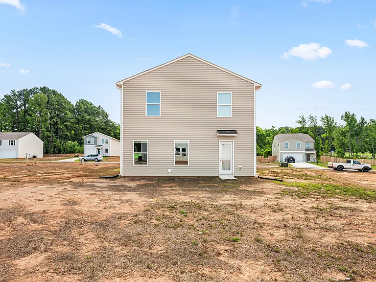 140 Lillian Ln — Photo 27
