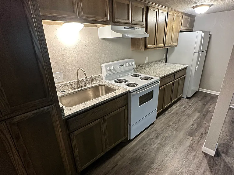 1500 Black Hill Dr #33 — Photo 4