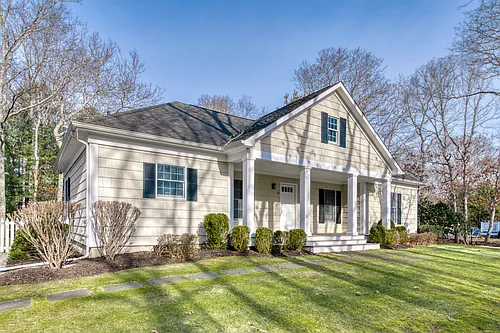 22 Georgica Woods Ln Photo 1
