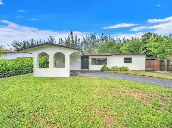 5450 SW 55th Ave, Davie, FL 33314