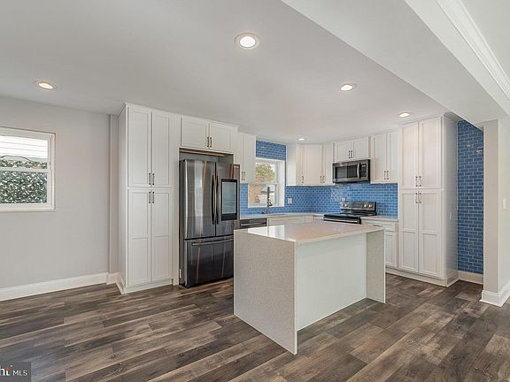 4th image of 15017 Saddle Creek Dr