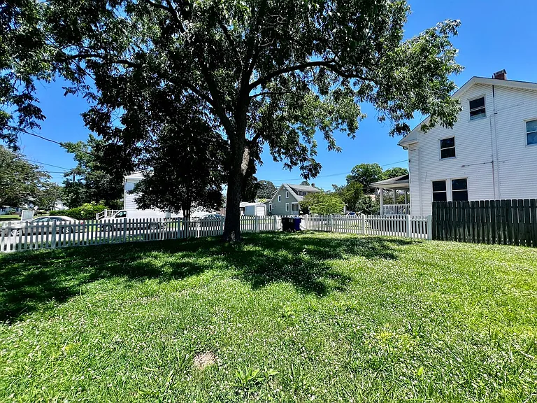 3436 Chesapeake Blvd — Photo 32