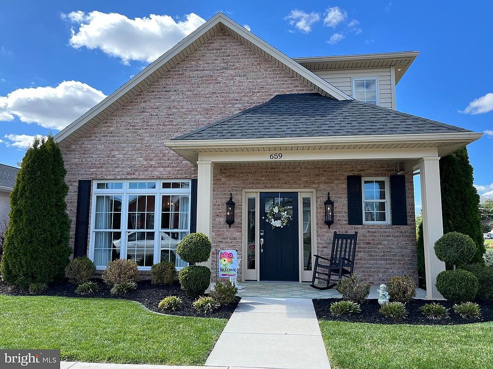 1st image of 659 Tudor Dr
