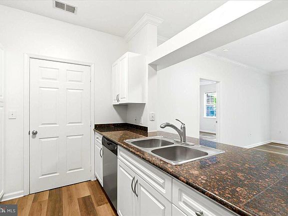 3rd image of 12901 Centre Park Cir APT 115