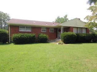 1612 Herr Ln, Graymoor Devondale, KY 40222