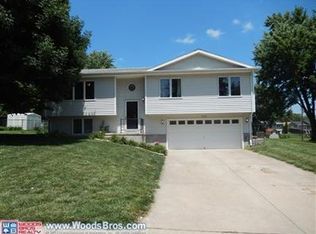820 G St, Eagle, NE 68347