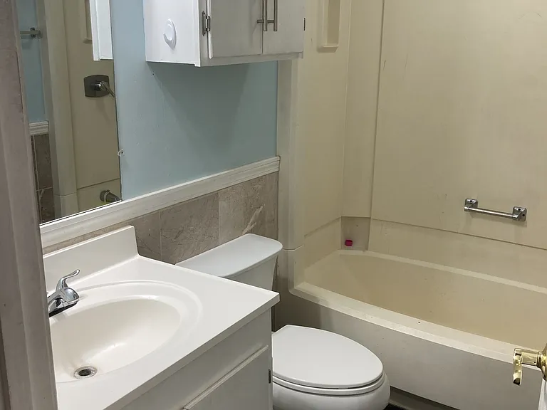 918 Flanders Rd #4C — Photo 13