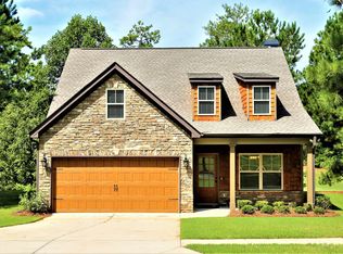 276 Lakeview Dr, Macon, GA 31211