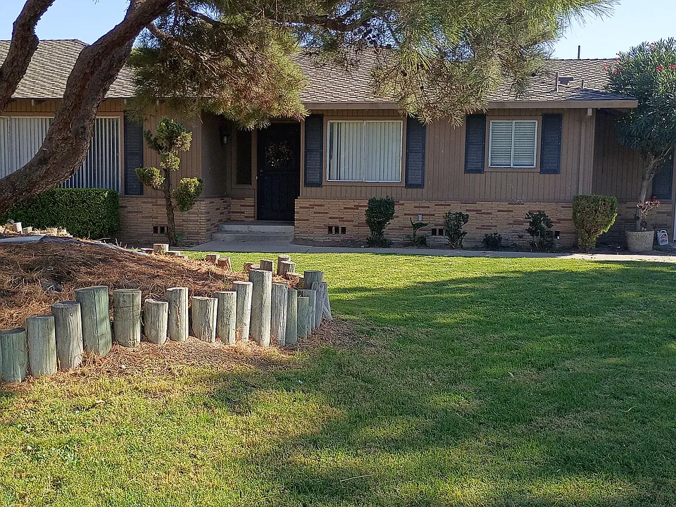 3636 E Monte Vista Ave