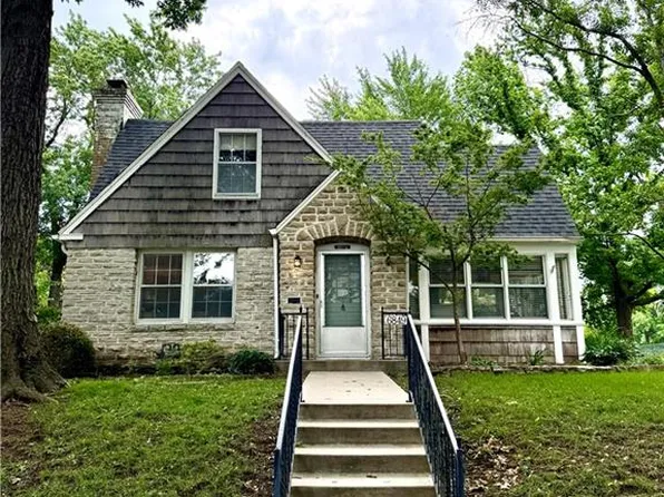 6849 Oak Ter, Kansas City, MO 64131