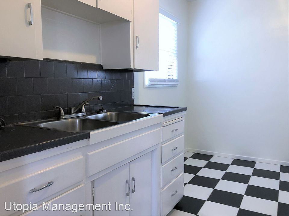 1st image of 4642 Florida St