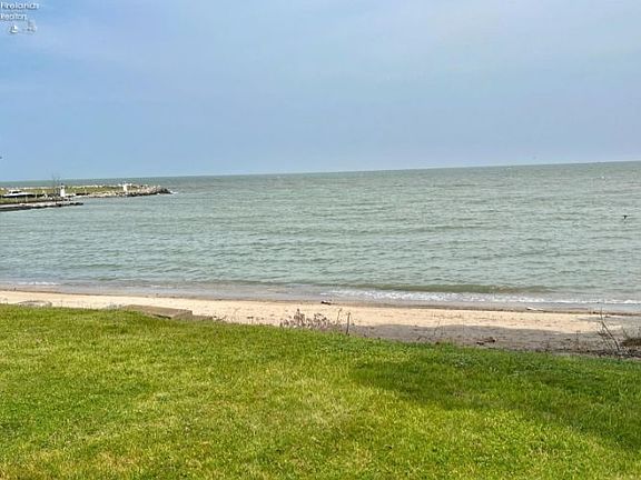 5th image of 11130 E Bayshore Rd