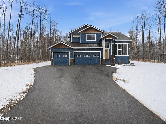 2nd image of 1660 W Amethyst Cir