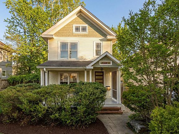 2nd image of 4114 Emery Pl NW