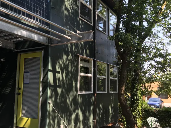 1627B SE Tacoma St, Portland, OR 97202