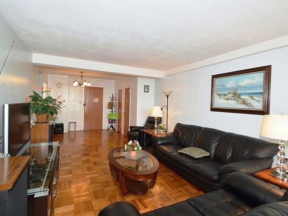 4th image of 9059 56th Ave APT 8M