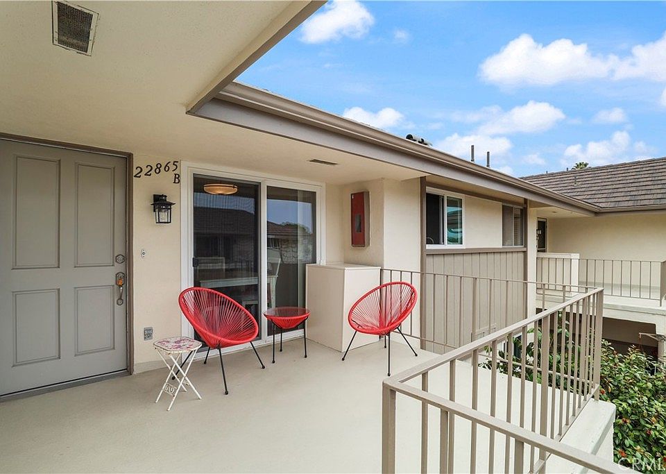 1st image of 22865 Nadine Cir Unit B