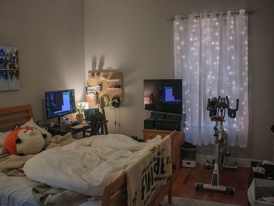 1st image of 2028 W Cary St #1