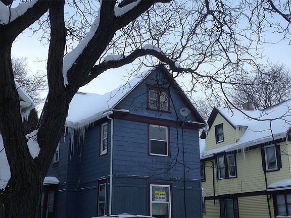 2nd image of 50 Ferndale Cres
