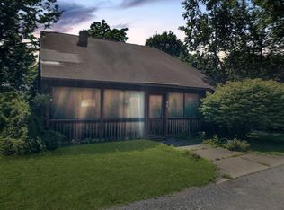 98 Connolly Rd, Ballston Lake, NY 12019