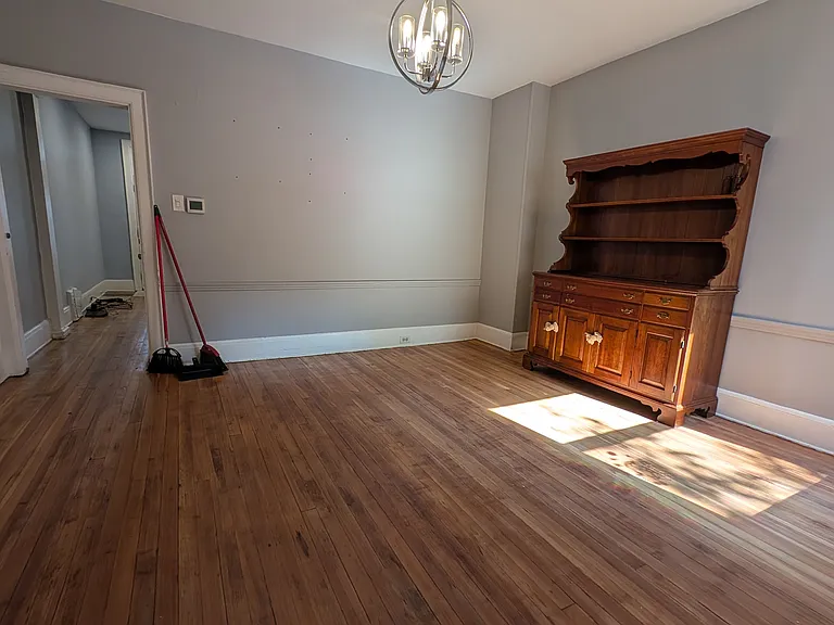 252 Elm St — Photo 5