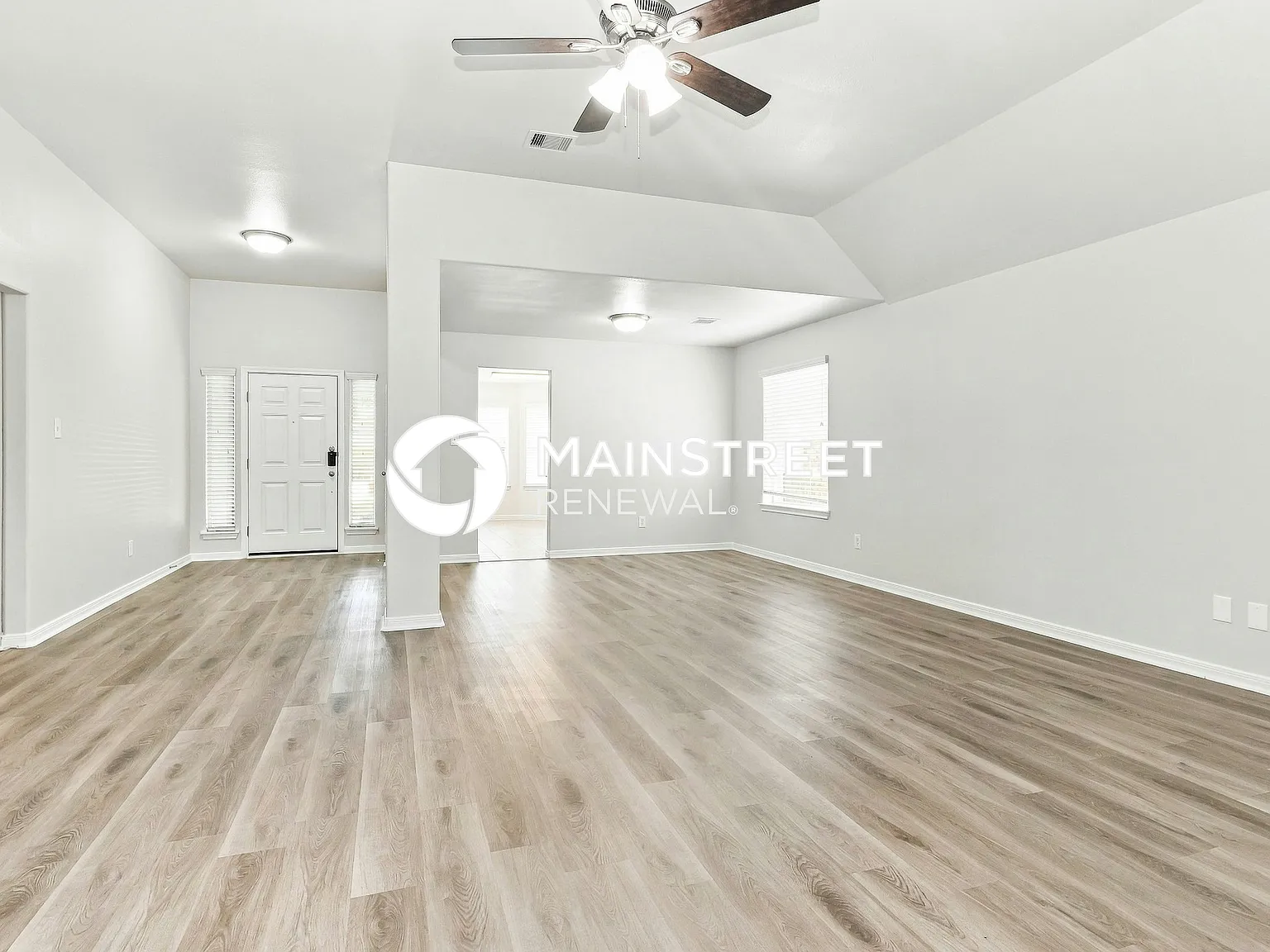 306 Broken Pine Ct — Photo 4