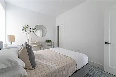 1415 Oak St NW #T2 — Photo 13