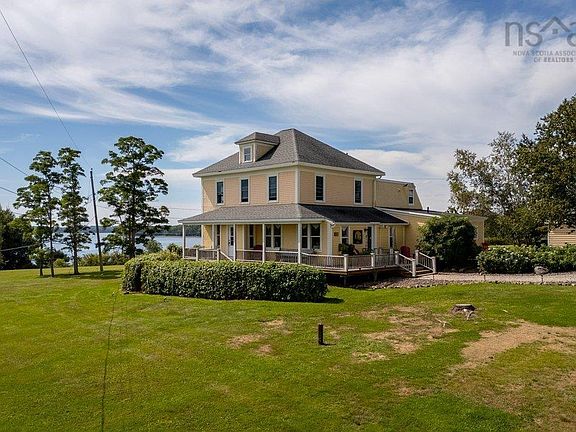 3rd image of 678 Oakland Rd