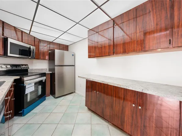 20905 NE 8th Ct APT 101-36, Miami, FL 33179