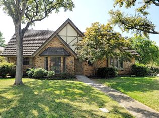500 Willow Creek Ct, Arlington, TX 76011
