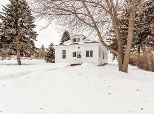 320 Bowling Ave, Detroit Lakes, MN 56501