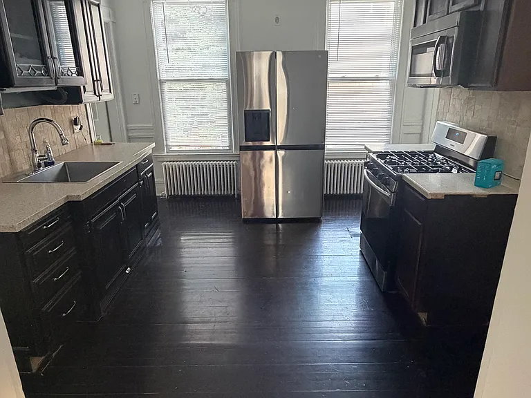 419 Edgewood Ave #2 — Photo 4