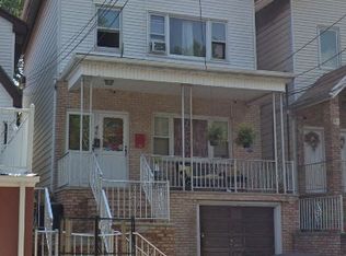 46 E 47th St, Bayonne, NJ 07002