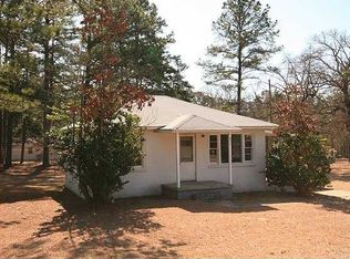 831 Ridge Rd, Fayetteville, NC 28311