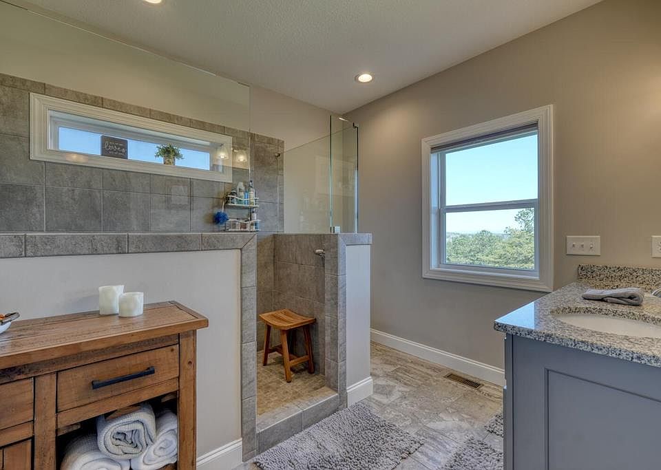 25th image of 1309 Ridge Pointe Way