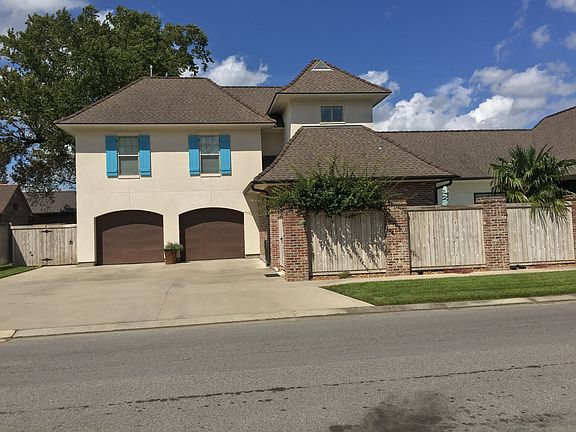 3rd image of 301 Ardenwood Dr