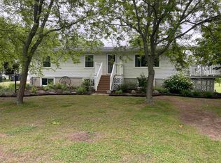 182 Arnold St, Berlin, WI 54923