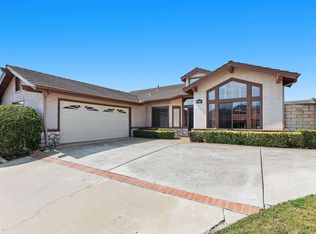 1693 W Country Club Ln W, Escondido, CA 92026