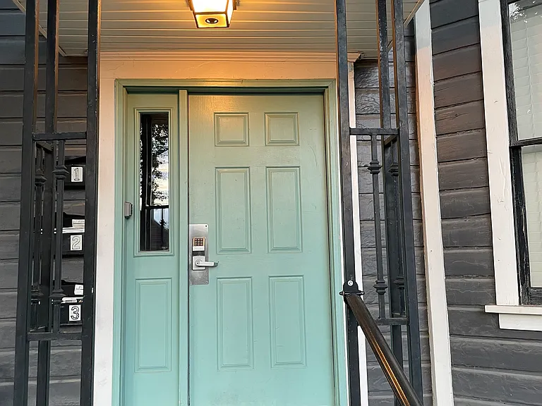 182 N N St #2 — Photo 14